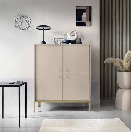 Hohe Kommode Mono 104 cm Beige Minimalistisches Design stilvoller Griff schlichte Form mit metallischen goldenen Elementen