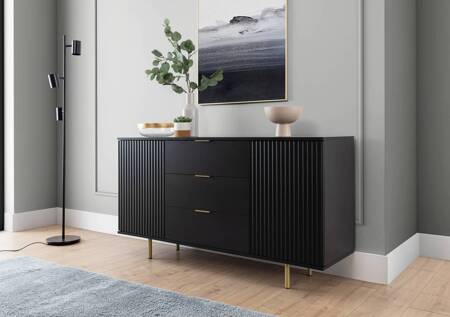 Schubladenkommode Sula 150 cm schwarz elegante und funktionelle Kommode mit dekorativen geriffelten Fronten und Metallgriffen