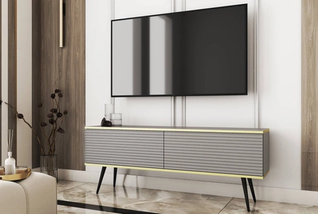 TV-Schrank Luxury 135 cm grau elegantes Design stilvolle geriffelte Front Korpus mit goldenen Zierleisten schwarze Metallbeine gekrönt