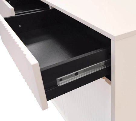 Kommode Osaka 149 cm beige/schwarz minimalistisches Design perfekt für Wohn- und Schlafzimmer geschmackvolle geriffelte Front