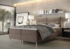 Boxspringbett Voltera 180x200 Hellbraun moderner skandinavischer Stil mit charakteristischem Kopfteil