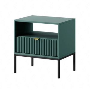 Lovro Nachttisch mit Schublade pastellgrün geschmackvolles geriffeltes Dekor idealer Schlafzimmerschrank Goldrandgriff