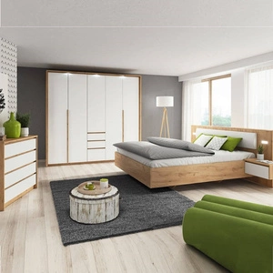 Schlafzimmer Möbel Set Novi Eiche Handwerk Gold / Weiß zeitloses Design Schlafzimmer Möbel Set mit Kleiderschrank LED Beleuchtung