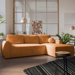 Ecksofa mit Schlaffunktion Colio Honig rechts stilvolles Ecksofa mit interessanter Form Veloursstoff Zierkissen Ball