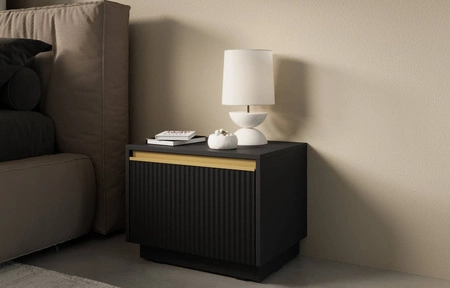 Imperial Nachttisch mit Schublade schwarz mit Hängeoption modischer Schlafzimmerschrank mit eleganter gefräster Front