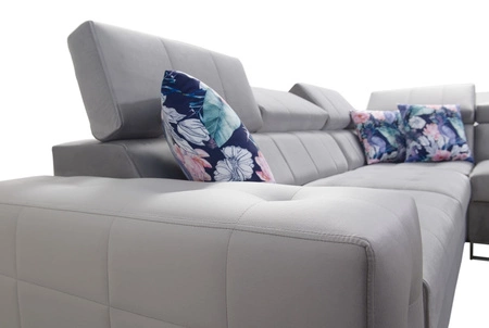 Ecksofa mit Schlaffunktion Hampton III schwarzes rechtsseitiges Komfort-Ecksofa aus glattem und weichem Samtstoff