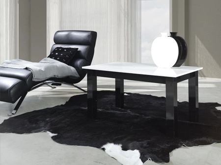 Antonio T24 102 cm Couchtisch weiß glänzend / schwarz glänzend modernes Design Kante des Couchtisches mit Spezialfurnier verarbeitet