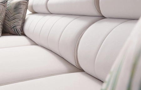 Ecksofa mit Schlaffunktion Savona schwarz rechte Ecke bequem und elegant mit verstellbaren Kopfstützen Ziernaht