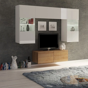 Möbelwand Apulia X weiß glänzend / goldene Eiche eine außergewöhnlich stilvolle Möbelwand einfache Elemente, die in jedes Interieur passen