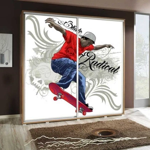 Artistino 205 cm Schiebeschrank mit Skate-Grafik II Schrankkorpus in Eiche Catania aus 22 mm starker Platte