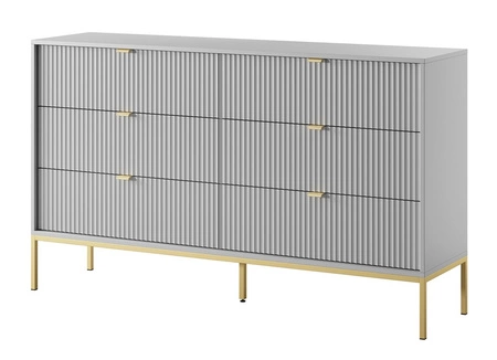 Kommode mit Schubladen Lovro 154 cm grau modernes Design wird Liebhaber von ausdrucksstarken Interieurs geriffelte Fronten Gold-Accessoires begeistern