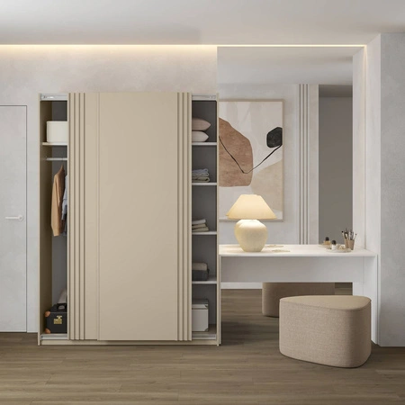 Schiebeschrank Niva 150 cm beige geräumiger Kleiderschrank mit Lamellen verziert ist perfekt für Räume jeder Größe