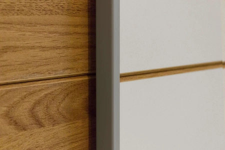 Schiebeschrank Galaxy 270 cm weiß / Eiche Beaufort geräumiger Kleiderschrank in moderner Form, ausgestattet mit Aluminium-Türgleitern