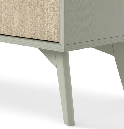 Kommode Wald 106 cm Eukalyptus / beige Fischgrät geschmackvolles Fischgrätdekor auf den Fronten der Kommode Designerkantengriffe