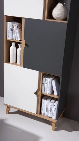 Bücherregal mit Türen Memone 80 cm goldene Eiche / weiß / graphit ideales Bücherregal für Jugend- oder Kinderzimmer im skandinavischen Stil