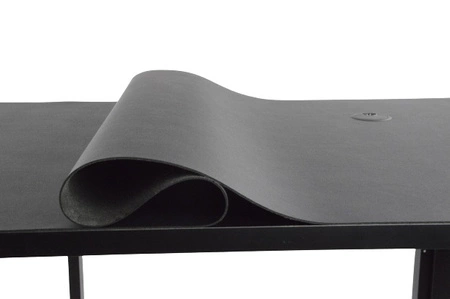 Frag gaming desk schwarz funktionaler und ergonomischer Schreibtisch minimalistisches Möbeldesign unterstützt durch eine stabile Konstruktion