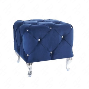 Hesta Pouffe 50 cm marineblau ideal Fußstütze schmutz- und kratzfest Sitzpouffe gesteppte Elemente mit Kristallen