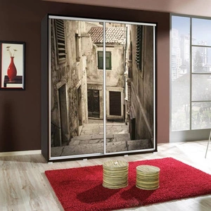 Artistino 155 cm Schiebeschrank mit Street Graphics wengefarbener Schrankkorpus aus 22 mm starker Platte