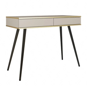 Luxuriöse beige Konsole mit Schubladen stilvolle und elegante Schminktisch auf hohen schwarzen Beinen Körper mit goldenen trim gekrönt unterstützt