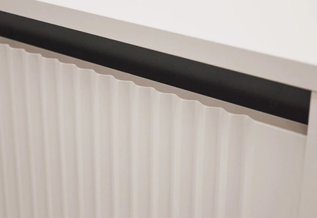 Osaka Möbelset beige/schwarz modernes Design mit modischen Farben hohe Metallbeine schwarz geschmackvolle geriffelte Front hervorgehoben