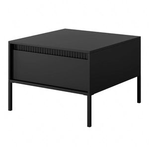 Sesti Couchtisch schwarz elegantes Design Couchtisch mit geräumigen Schublade auf einem Metallsockel dekorative Riffelung gesetzt