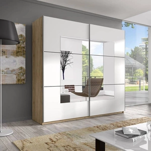 Beta 221 cm Schiebeschrank san remo hell / weiß geräumiger Kleiderschrank mit Spiegel ist perfekt für Räume jeder Größe
