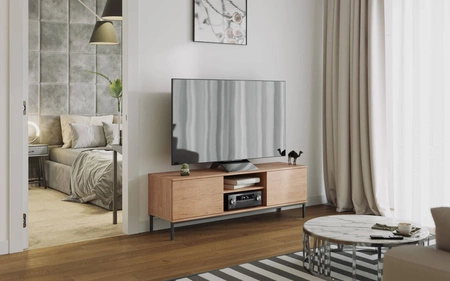 RTV-Schrank Tutti 150 cm Eiche Hickory elegantes Schrankdesign Metall solider Sockel Türen öffnen sich mit einem Push-to-Open-System