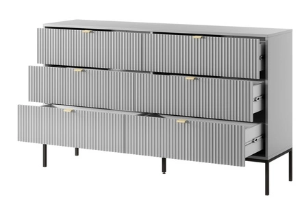 Kommode mit Schubladen Lovro 154 cm grau modernes Design wird Liebhaber von ausdrucksstarken Interieurs geriffelte Fronten Metallgriffe begeistern